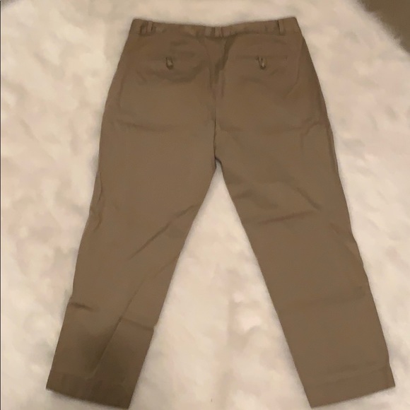 Banana Republic Avery Khaki Pant - Picture 6 of 7